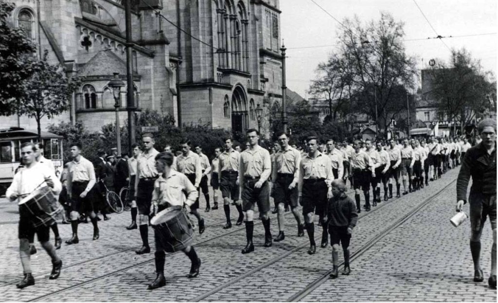 Catholic Youth in Pre-War Germany