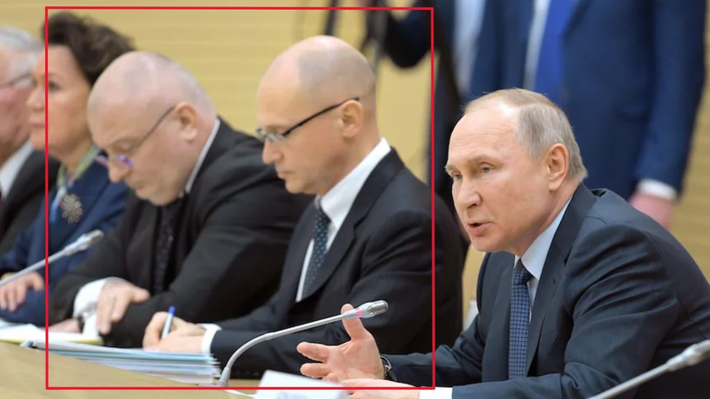 The photo was sourced from the news portal Kommersant (Sergei Kiriyenko is second from the right, Andrei Klishas is third from the right).