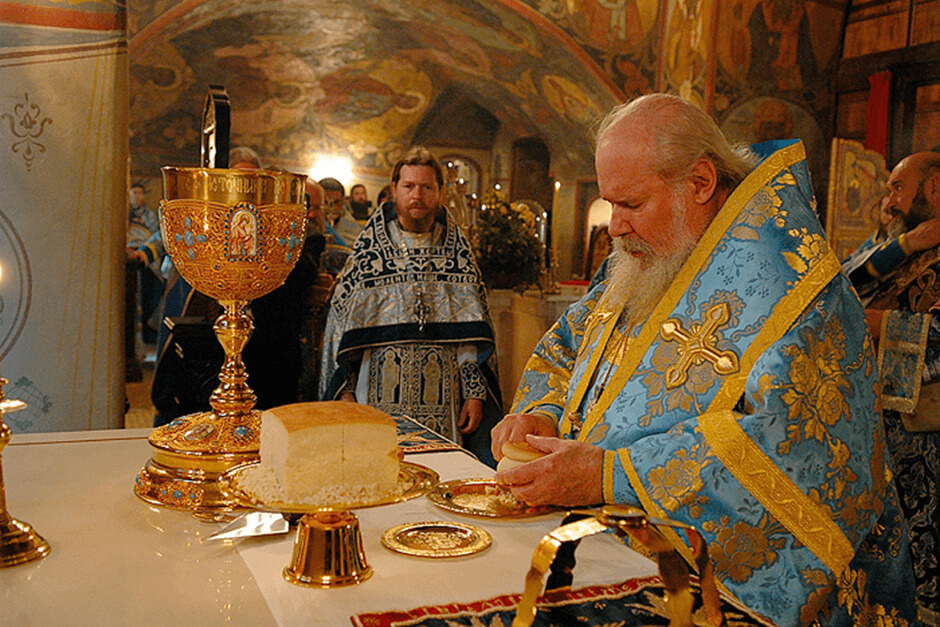 Tikhon Shevkunov and Patriarch Alexy II 