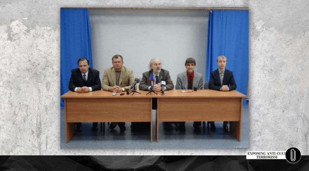 From left to right: Alexander Korelov, Roman Silantyev, Alexander Dvorkin, Jerry Armstrong, Vladimir Rogatin. 

