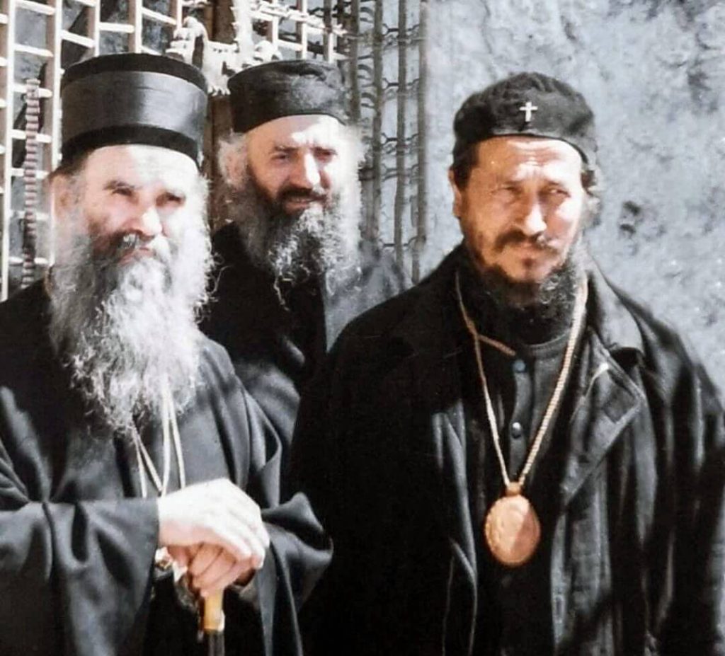 Metropolitan Amfilohije Radović on the left and Bishop Atanasije Jevtić on the right